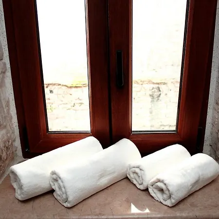 Kudelik - Stone Story Bed & Breakfast Trogir
