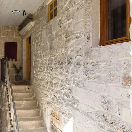 Bed & Breakfast Kudelik - Stone Story 4*