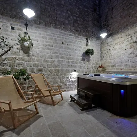 Villa Kudelik - Stone Story