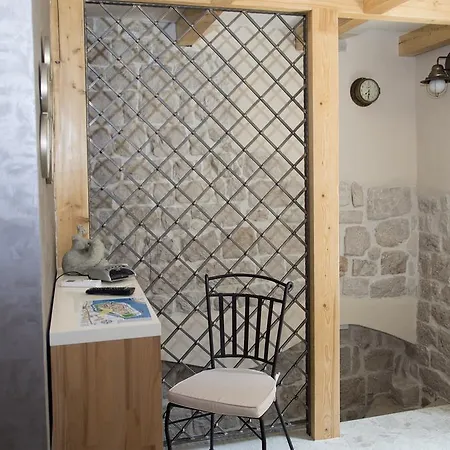 Villa Kudelik - Stone Story 4* Trogir