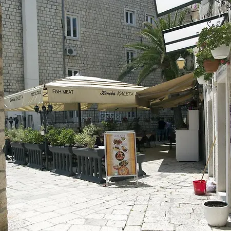 Villa Kudelik - Stone Story Bed & Breakfast Trogir